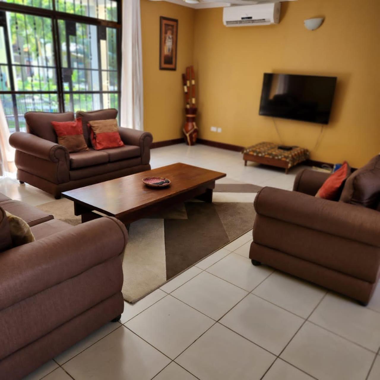 Len Apartments Dar es Salaam Exterior foto